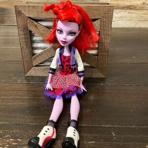 Monster High Picture Day Operetta doll
